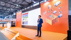 Geek+�״ι���չʾȫ��RoboShuttle�����˴���ϵͳ��